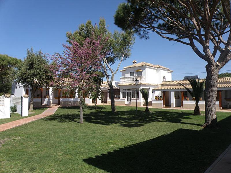 Hostal Las Acacias Los Canos De Meca Exterior photo